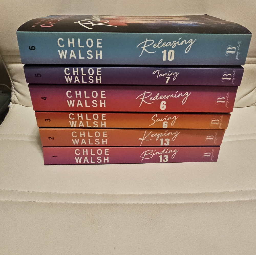 Chloe Walsh Book Set - Multicolor